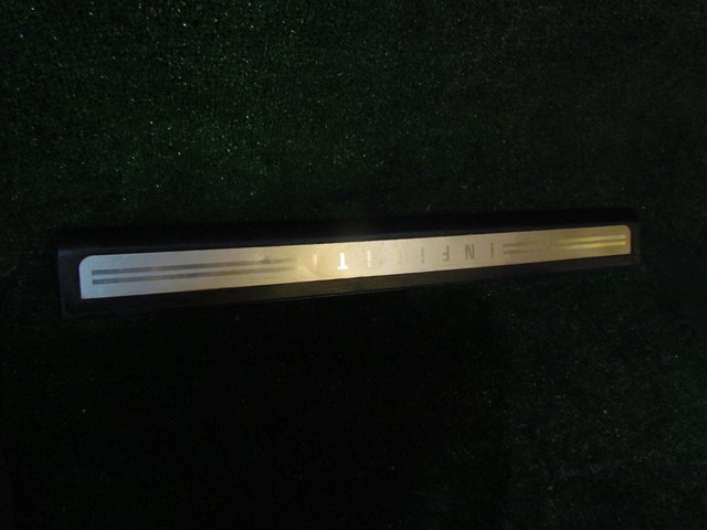 200 Infiniti G35x Sedan LH Driver Kick Plate- See Details