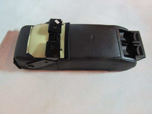 2005 2006 Infiniti G35 Sedan Rear Center Armrest Black (See Details)