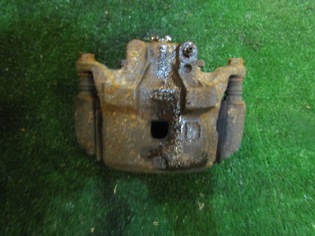 2005 Infiniti G35x Sedan Front LH Driver Caliper