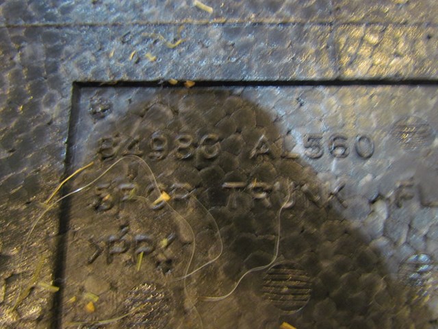 2005 Infiniti G35x Sedan Center Trunk Spacer Foam 84980 AL560