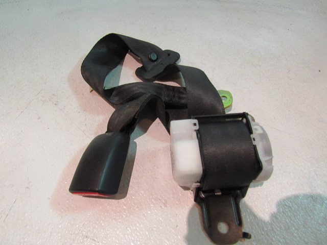 2005 2006 Infiniti G35x Sedan RH Rear Seat Belt & Buckle