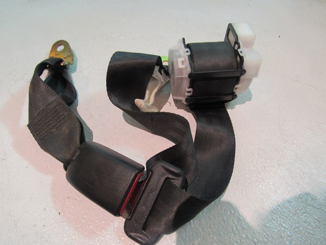 2005 2006 Infiniti G35x Sedan RH Rear Seat Belt & Buckle