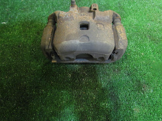 2005 Infiniti G35x Sedan Front RH Passenger Caliper