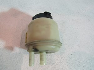 2005 2006 Infiniti G35 Sedan Power Steering Fluid Reservoir