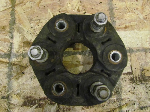 Driveshaft Bushing BMW M5 M6 E60 E63 V10 S85 06-10