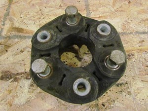 Driveshaft Bushing BMW M5 M6 E60 E63 V10 S85 06-10