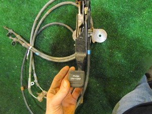 2005 Infiniti G35x Sedan Emergency Brake Cable & Pedal