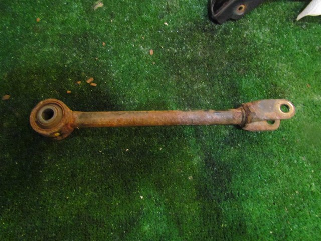 2005 Infiniti G35x Sedan Rear LH Lower Control Arm