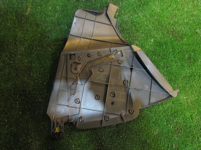 2006 Nissan 350z RH Passenger Inner Kick Panel Knee 68134 CF40A