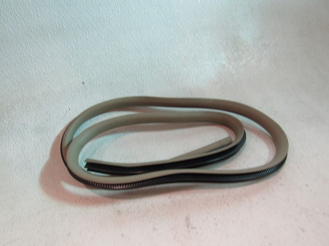 1999 Subaru Forester Front RH Passenger Door Seal