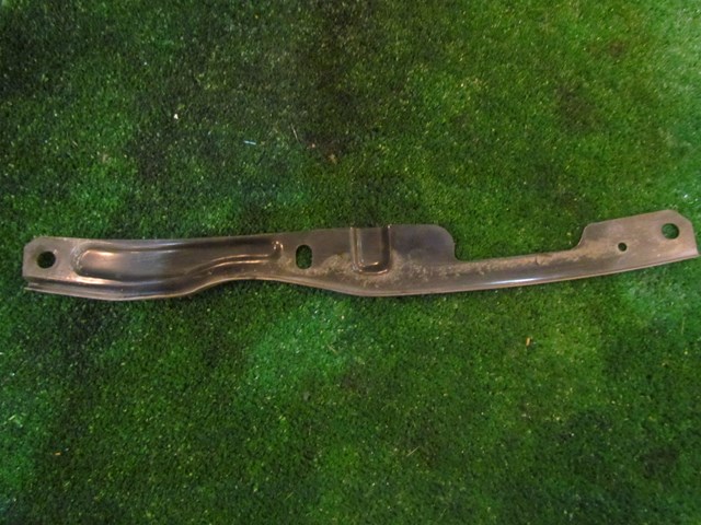 1999 Subaru Forester RH Passenger Front Bumper Bracket