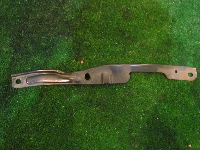 1999 Subaru Forester RH Passenger Front Bumper Bracket