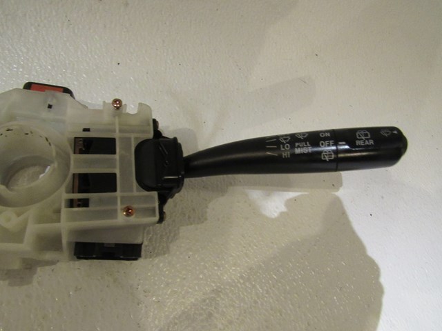 1999 Subaru Forester Column Switches 83111FC040