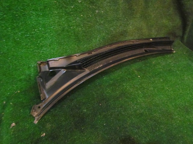 1999 Subaru Forester LH Driver Windshield Wiper Cowl OEM