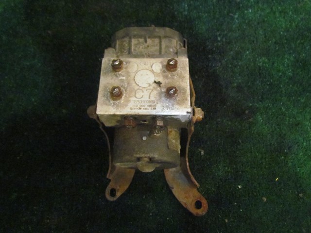 1999 Subaru Forester ABS Pump 27531FC000