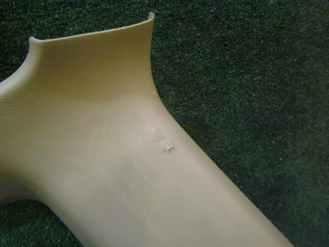 1999 Subaru Forester Rear RH Pillar Trim Panel-Scratches