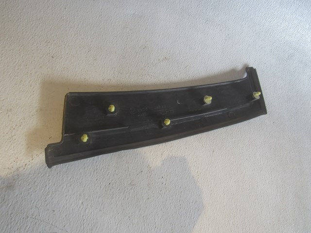1999 Subaru Forester RH Passenger Exterior C Pillar
