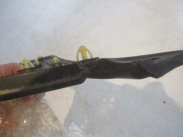 1999 Subaru Forester RH Passenger Exterior C Pillar