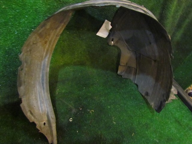 1999 Subaru Forester Front RH Passenger Fender Liner