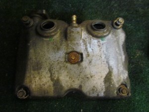 1999 Subaru Forester LH Driver Valve Cover