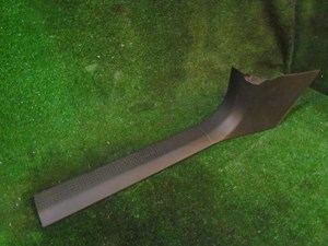 2004 Audi A8L D3 Front LH Driver Door Sill Kick 4E1 864 613E