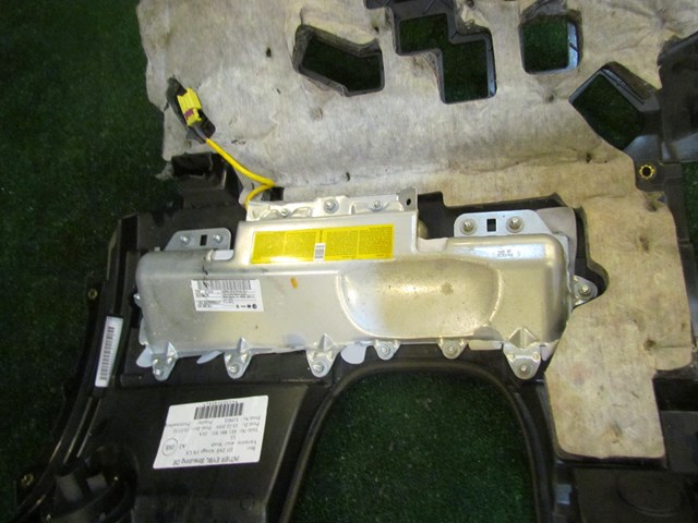 2004 Audi A8L D3 Drivers Knee, Airbag, Ignition, Headlight Switch 