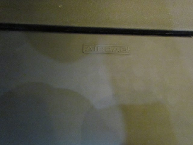 2004 Audi A8L D3 RH Glove Box, CD Changer, & Air Bag 4E0 035 111