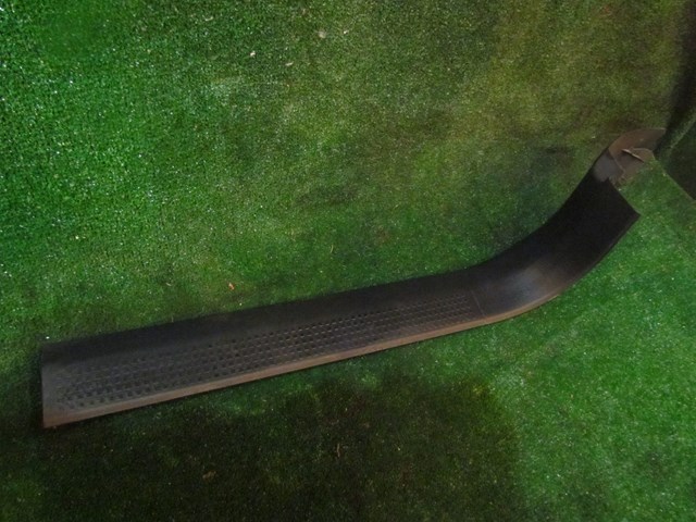 2004 Audi A8L D3 Front RH Passenger Door Sill Kick Plate 