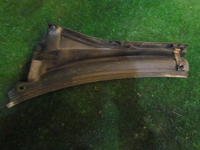 1999 Subaru Forester RH Passenger Wiper Cowl OEM 9160 FC000