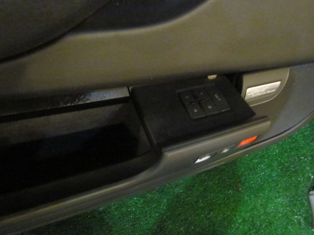 2004 Audi A8L D3 Front LH Driver Door Panel-See Description