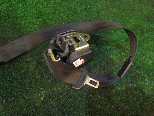 2004 Audi A8L D3 Front LH Driver Seat Belt 