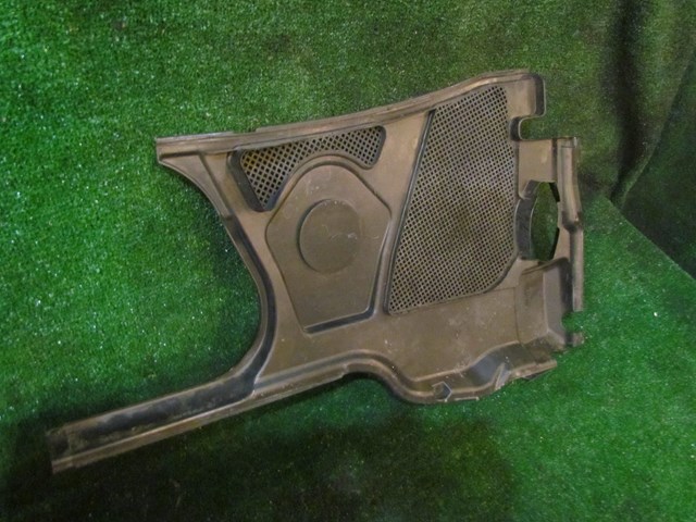 2004 Audi A8L D3 RH Passenger Wiper Cowl 4E1 819 448 E