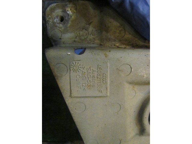 2004 Audi A8L RH Passenger Headlight Support Bracket 4E0821138F