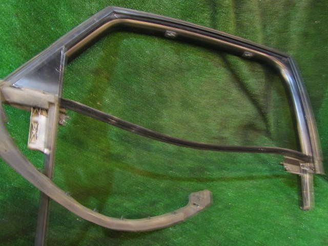 2004 Audi A8L D3 Rear RH Passenger Window Frame-See Details