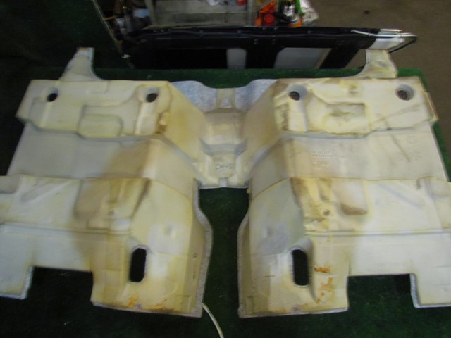 2004 Audi A8l D3 Rear Interior Carpet 4E4 863 021