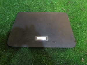 2004 Audi A8L D3 Rear Center Deck Speaker Cover 4E0 035 435A