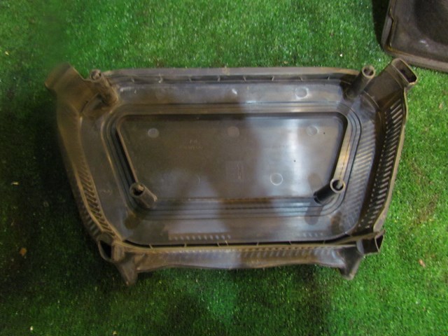 2004 Audi A8L Cabin Air Filter Cover 4E0 819 979 D