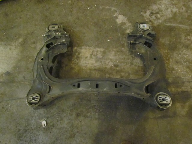 2004 Audi A8L D3 Front Subframe Engine Cradle 
