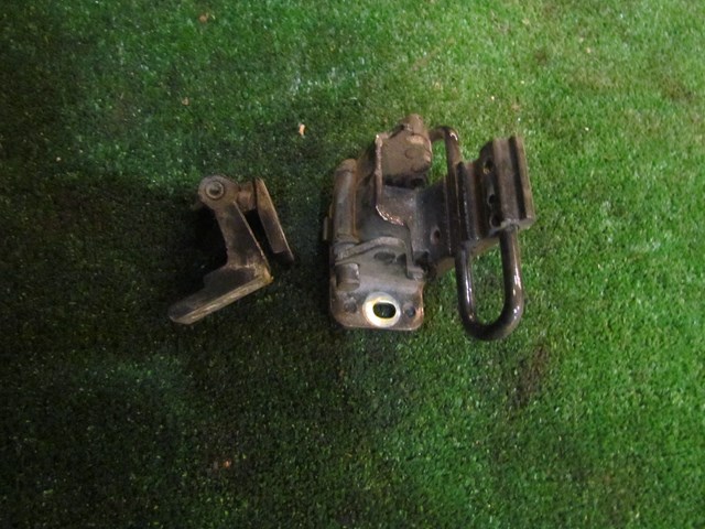 2004 Audi A8L D3 Rear LH Driver Door Hinge Set