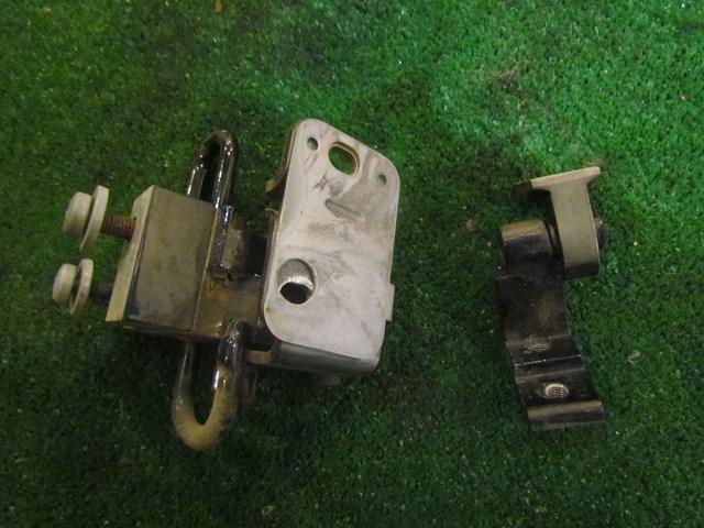 2004 Audi A8L D3 Rear RH Passenger Door Hinges