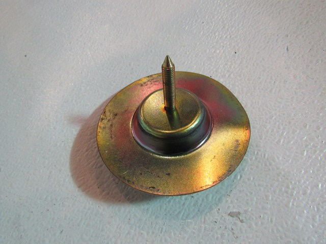 2006 Infiniti M35 Spare Tire Anchor