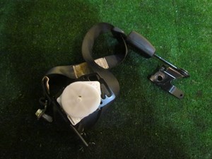 2006 Infiniti M35 Rear LH Seat Belt & Buckle