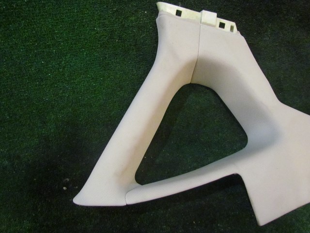 2006 Infiniti M35 LH Driver C&D Pillar Trim Quarter Window Trim