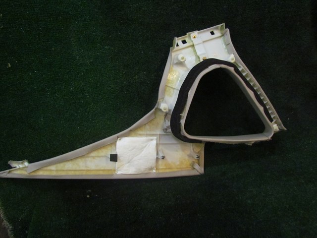 2006 Infiniti M35 LH Driver C&D Pillar Trim Quarter Window Trim