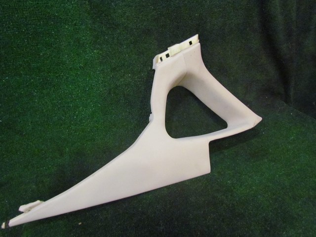 2006 Infiniti M35 RH Passenger Pillar Trim Quarter Window Trim