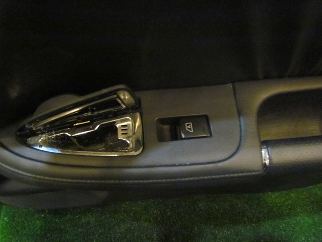 2006 Infiniti M35 Rear RH Passenger Door Panel-See Details