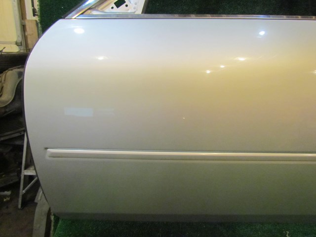 2006 Infiniti M35 Front LH Driver Door Shell