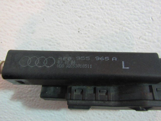 2004 Audi A8 A8L D3 LH Headlight Wiper Sprayer Jet OEM 4E0 955 965