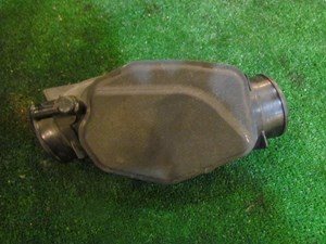 2006 Infiniti M35 Air Intake Tube 