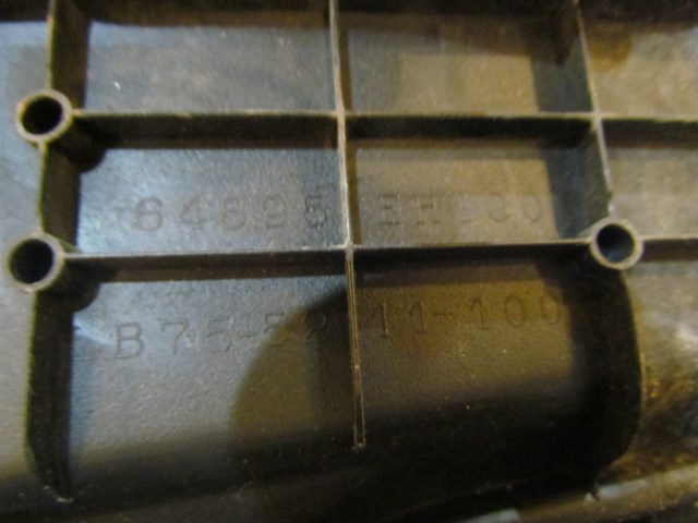 2006 Infiniti M35 Brake Fluid Cover and Surround OEM